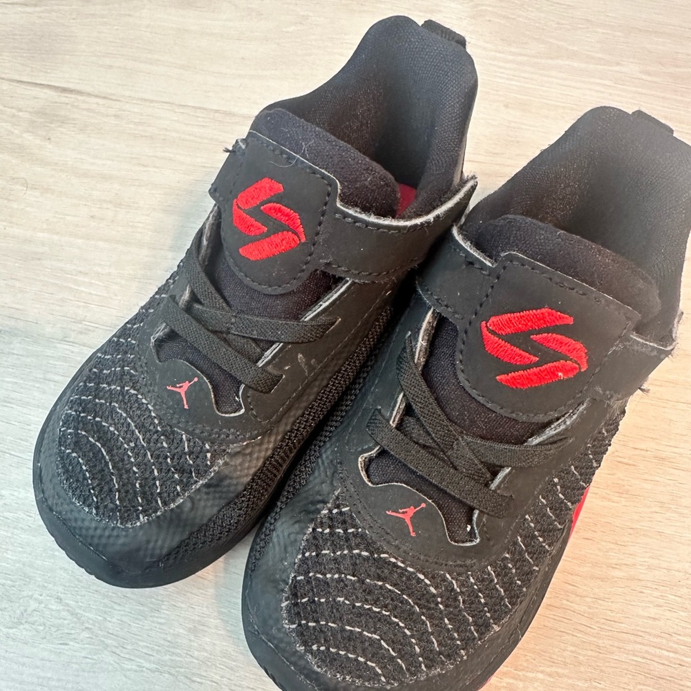 Kids Jordan Sneakers